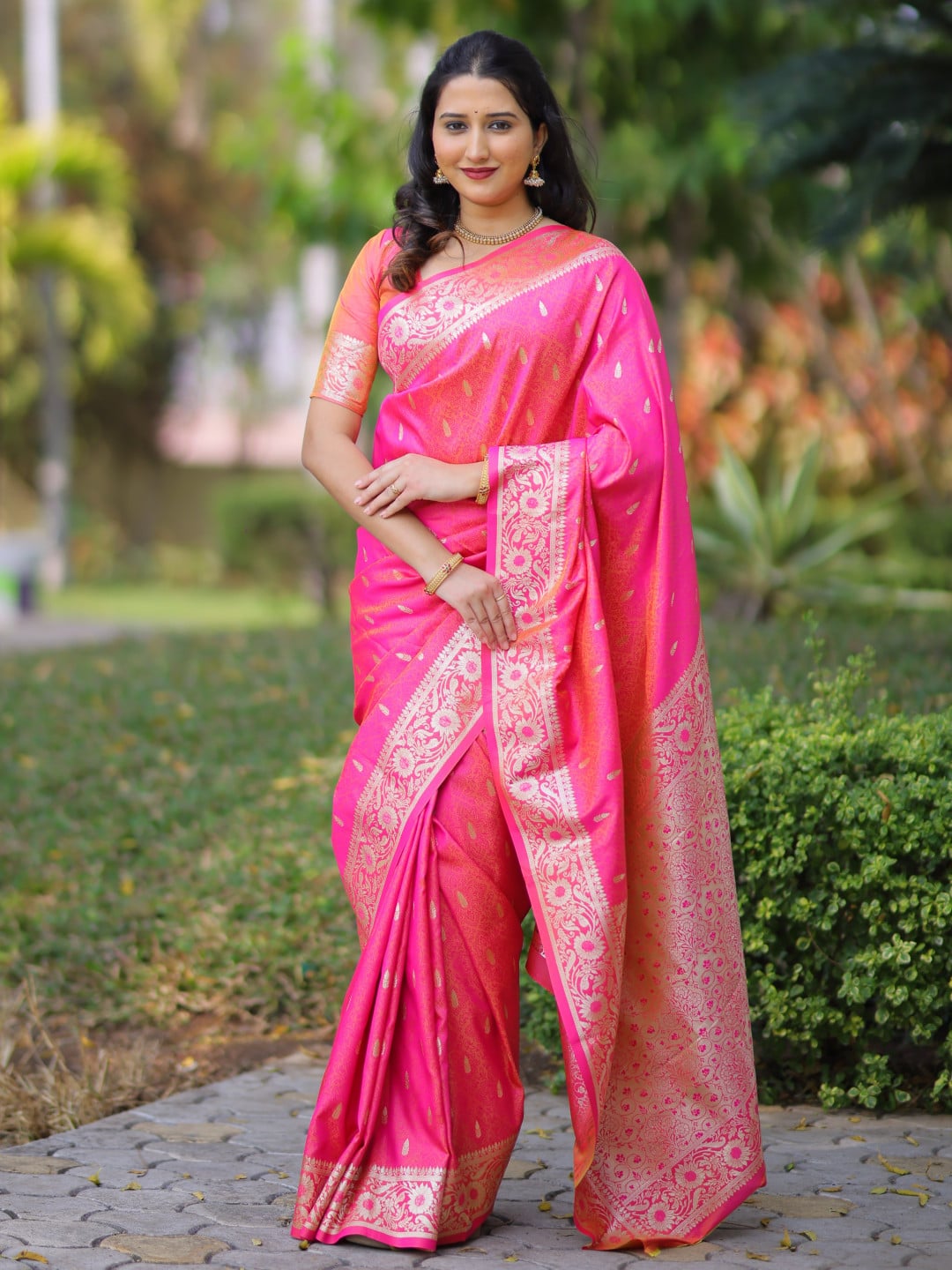 Banarasi Silk Saree With Zari Weaving Work