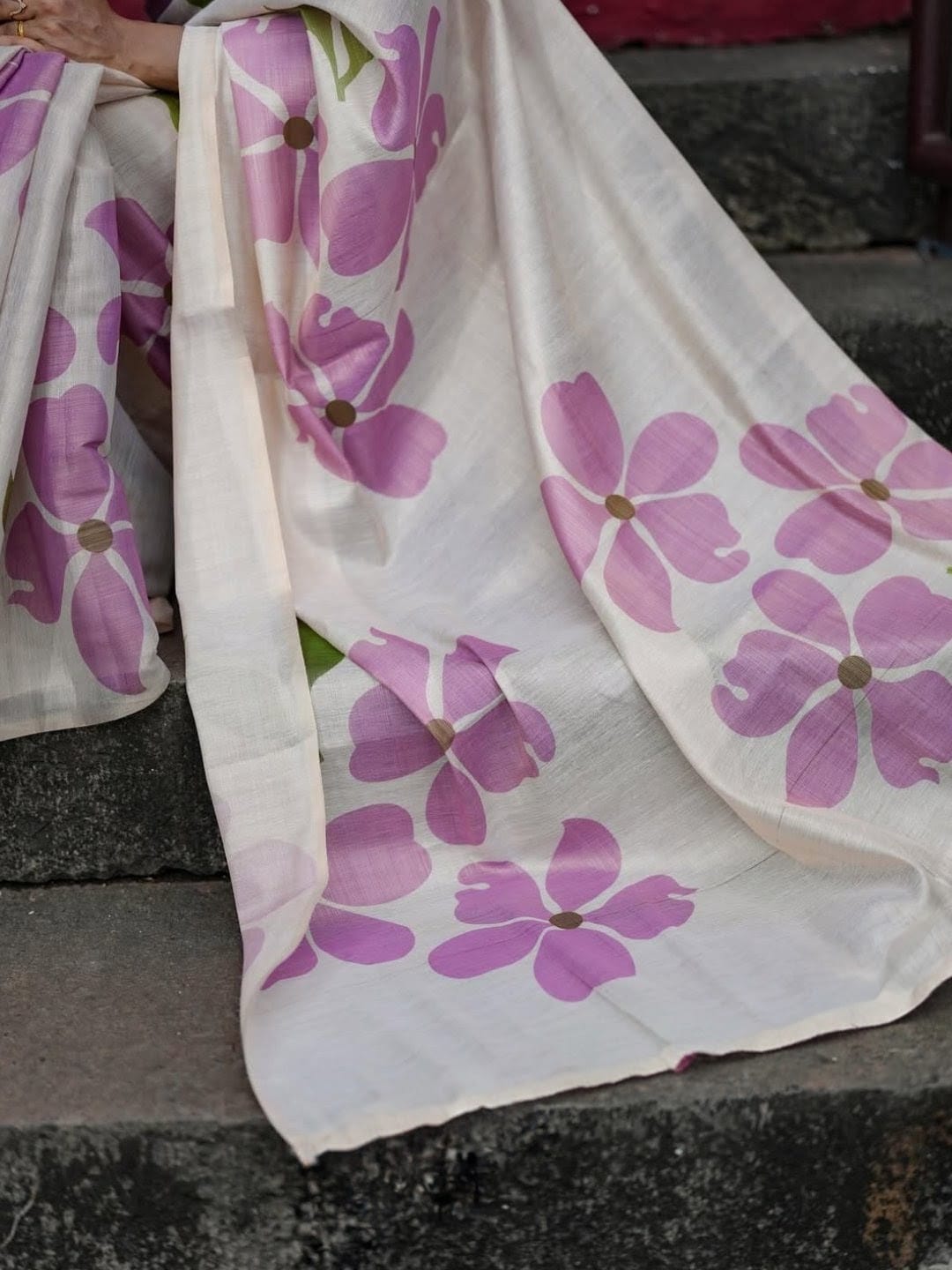 White Color Linen Tissue Silk Saree With Digital Printed Work