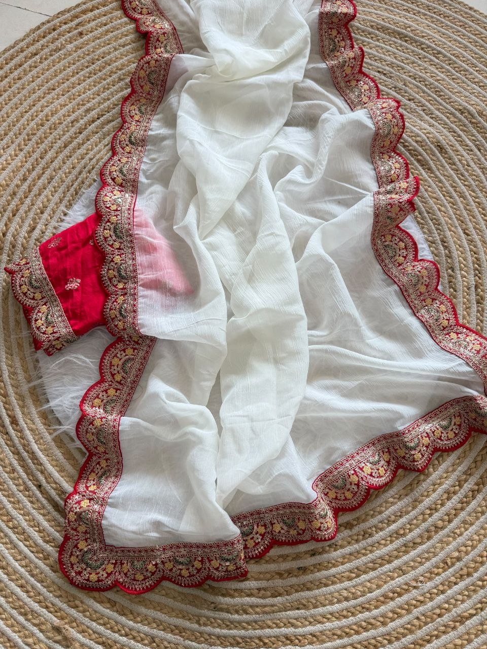 White Color Soft Crunchy Chiffon Saree With Thread Embroidery Work