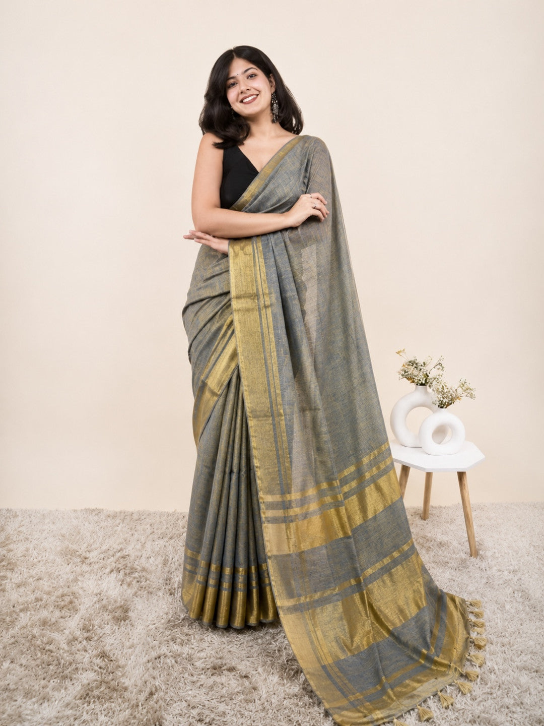 Tissue Crush Linen Silk Saree With Golden Zari Work